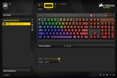 Captura de tela demonstrativa do iCUE: Corsair Utility Engine mostrando opções relacionadas à configuração do teclado.